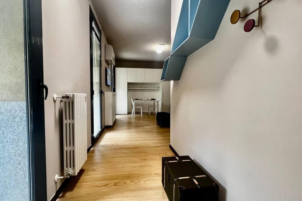 Urban House - Comfy Flat Navigli Milan Center Apartment Bagian luar foto