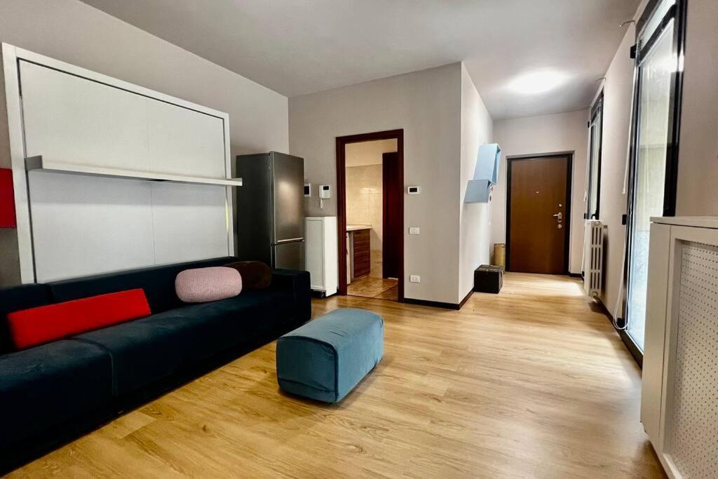 Urban House - Comfy Flat Navigli Milan Center Apartment Bagian luar foto
